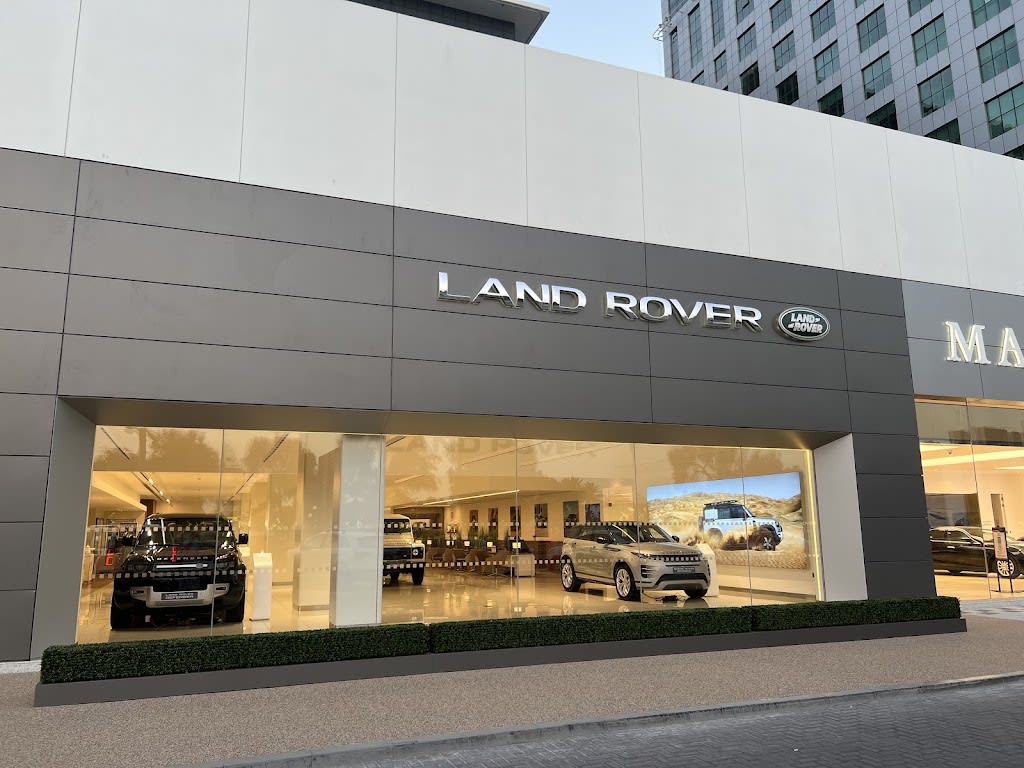 Premier Motors, Land Rover Showroom Rowdhat Abu Dhabi