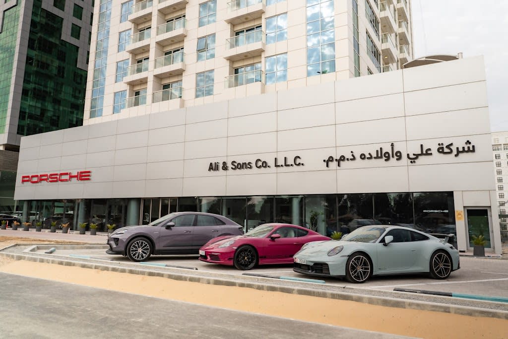 Porsche Centre Abu Dhabi - New Cars Showroom