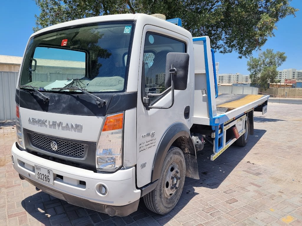 Emirates car recovery service 24/7