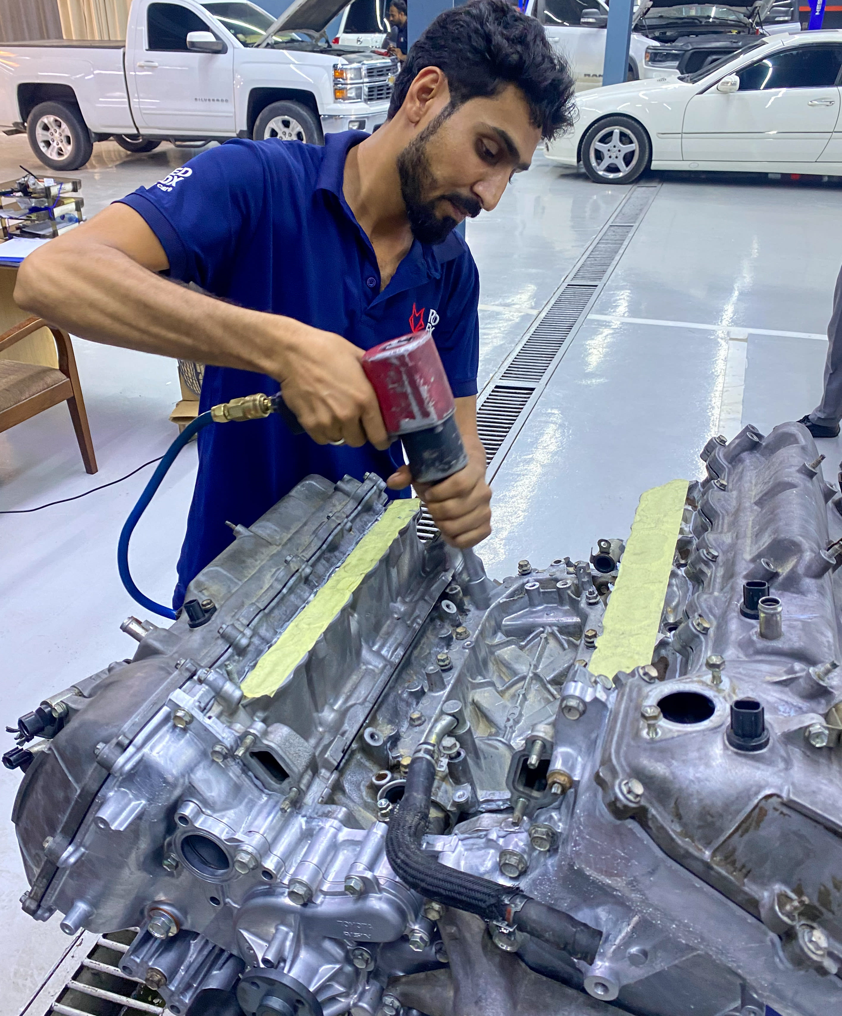 Red Fox Auto Care - Al Dhait South — Car repair and maintenance service photo