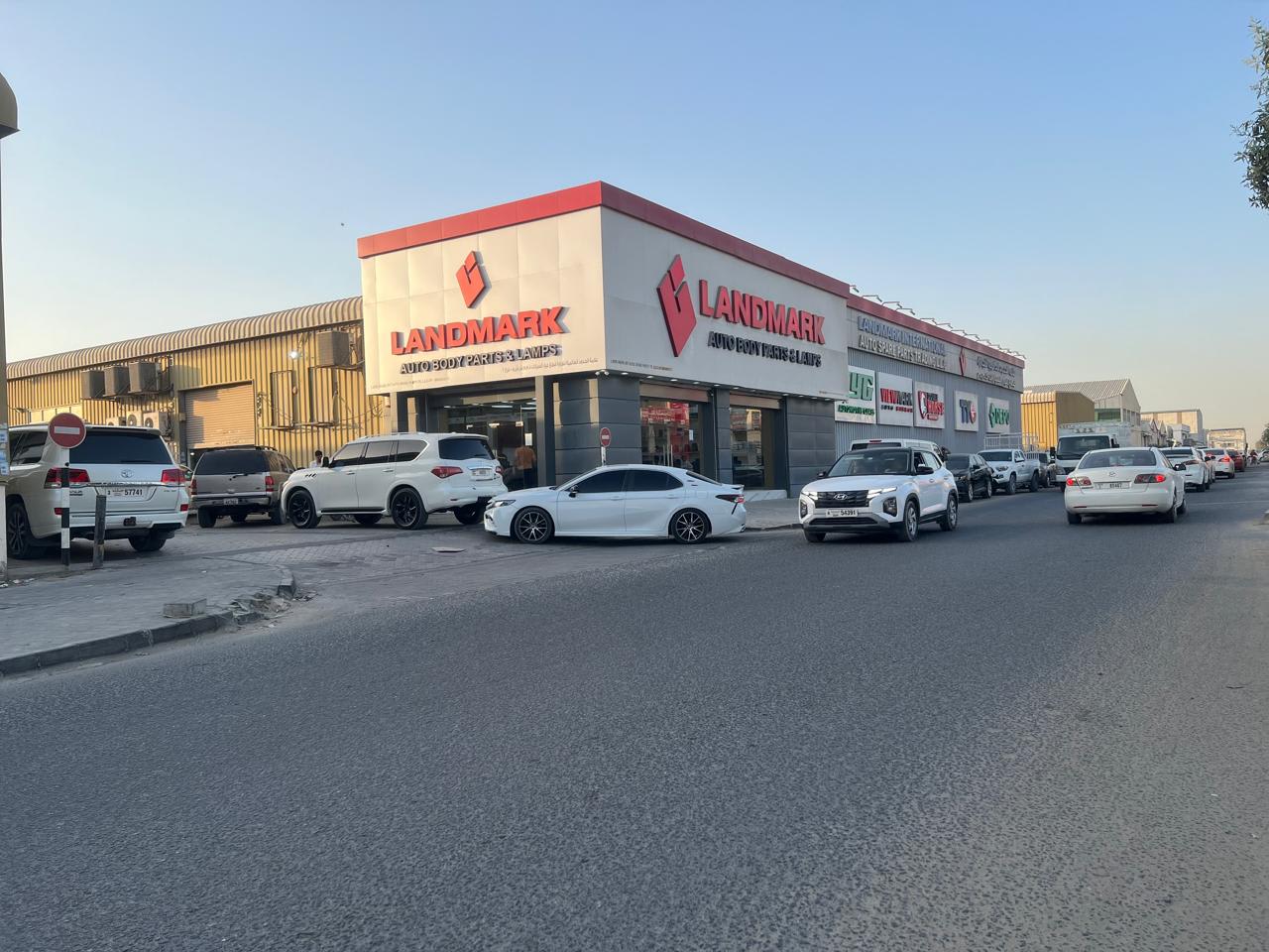 Landmark Int Auto Spare Parts Trading LLC, Al Dammam Street, Ind Area - 2, Sharjah — Auto parts store in Sharjah