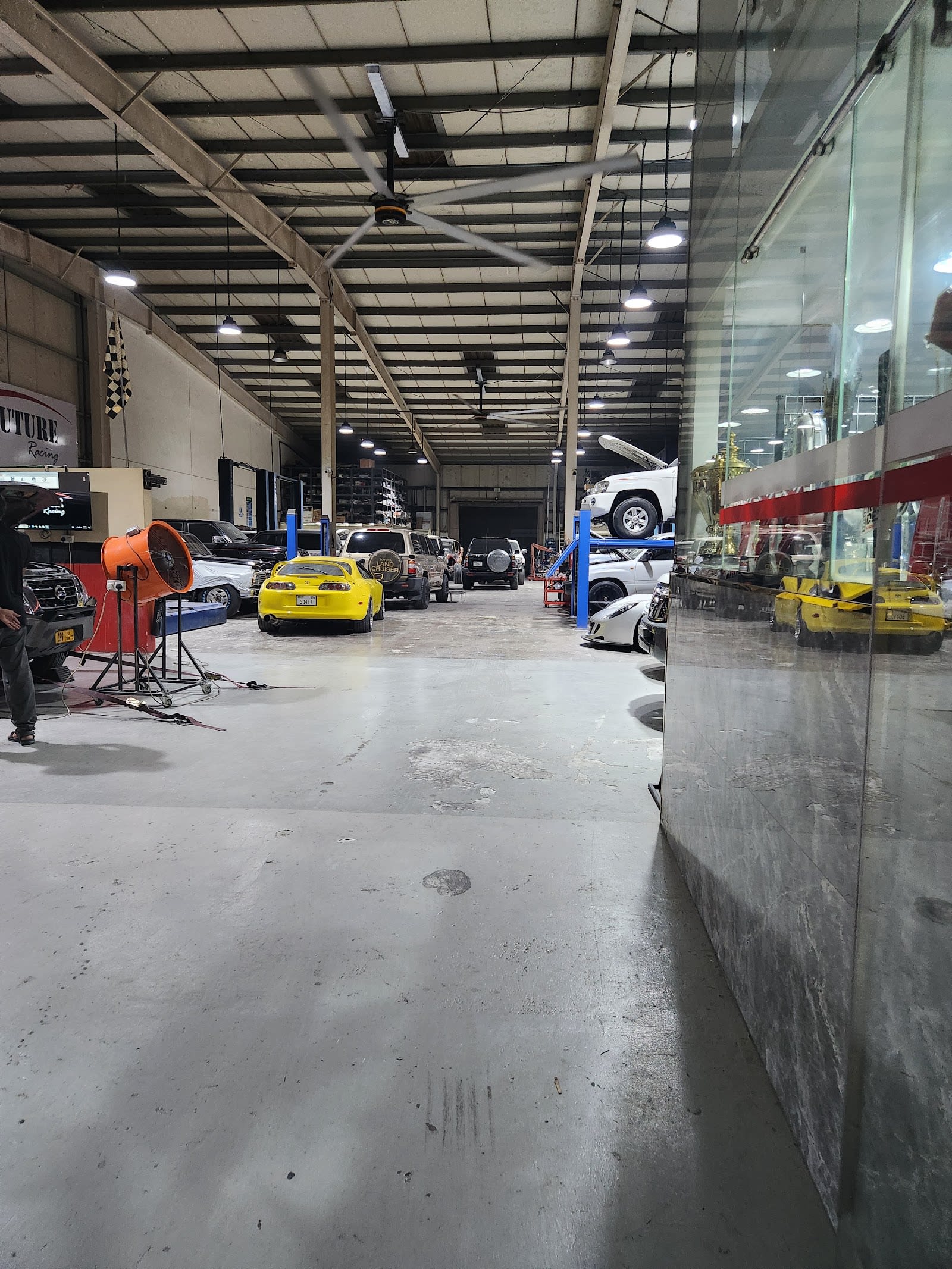 FUTURE RACING — Auto tune up service in Dubai