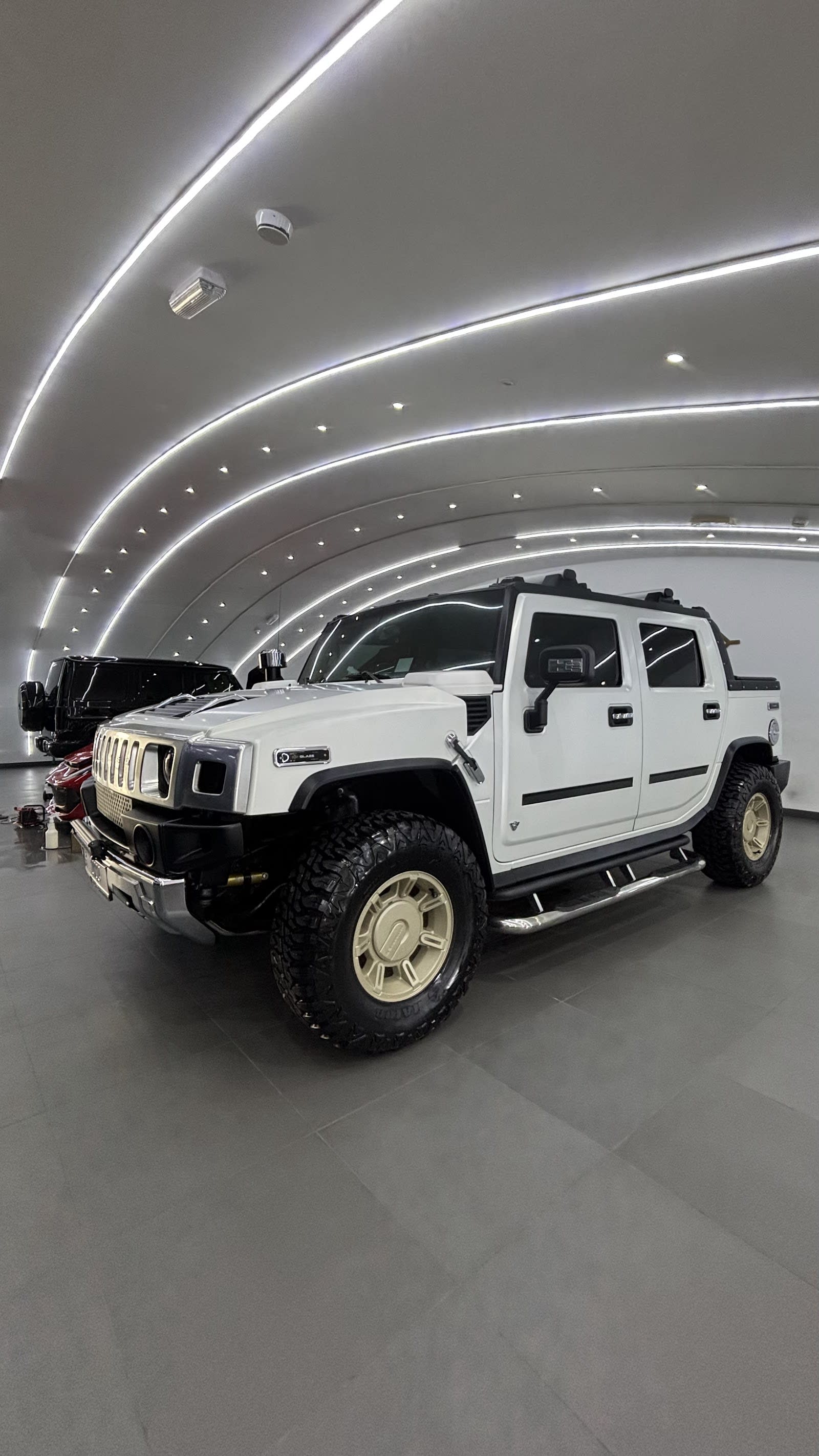 Sayaz Auto Parts — Auto parts store in Ajman