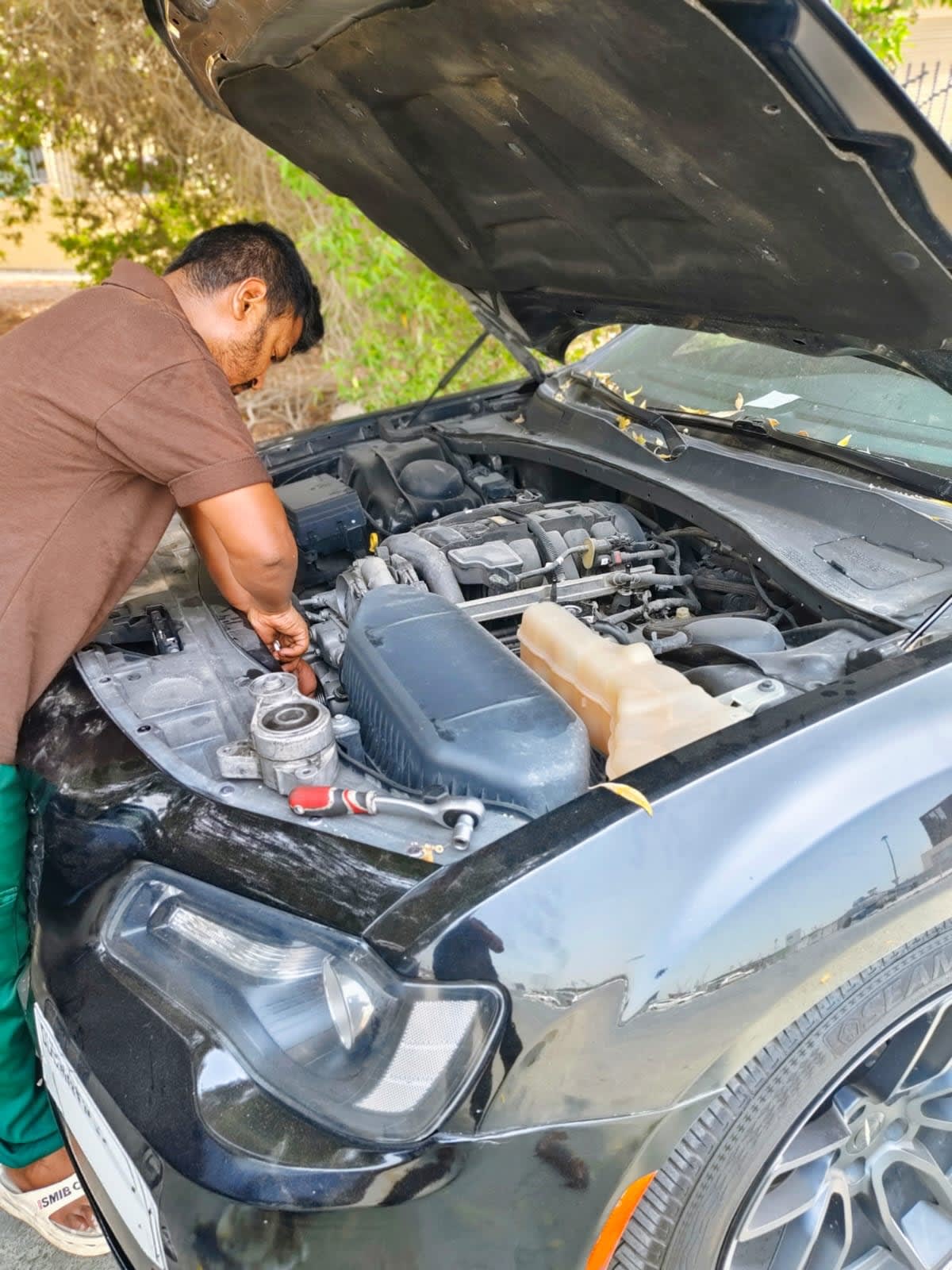 Auto Mechanical & Car Batteries — Car repair and maintenance service in Dubai