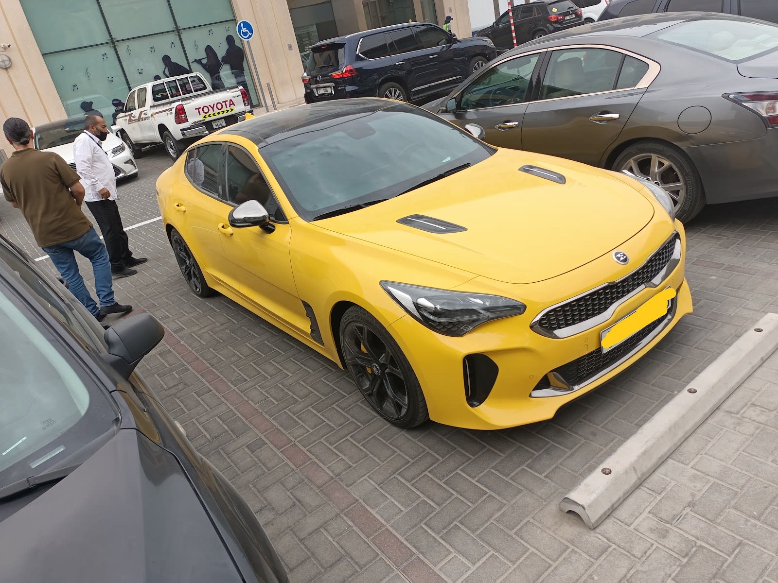 Sell My Car - CarWise Car Buyers - Dubai — Used car dealer in Dubai