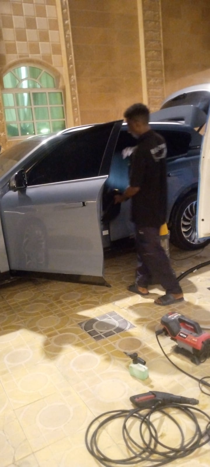 Blue Zone Car Wash & Detailing — Car detailing service photo