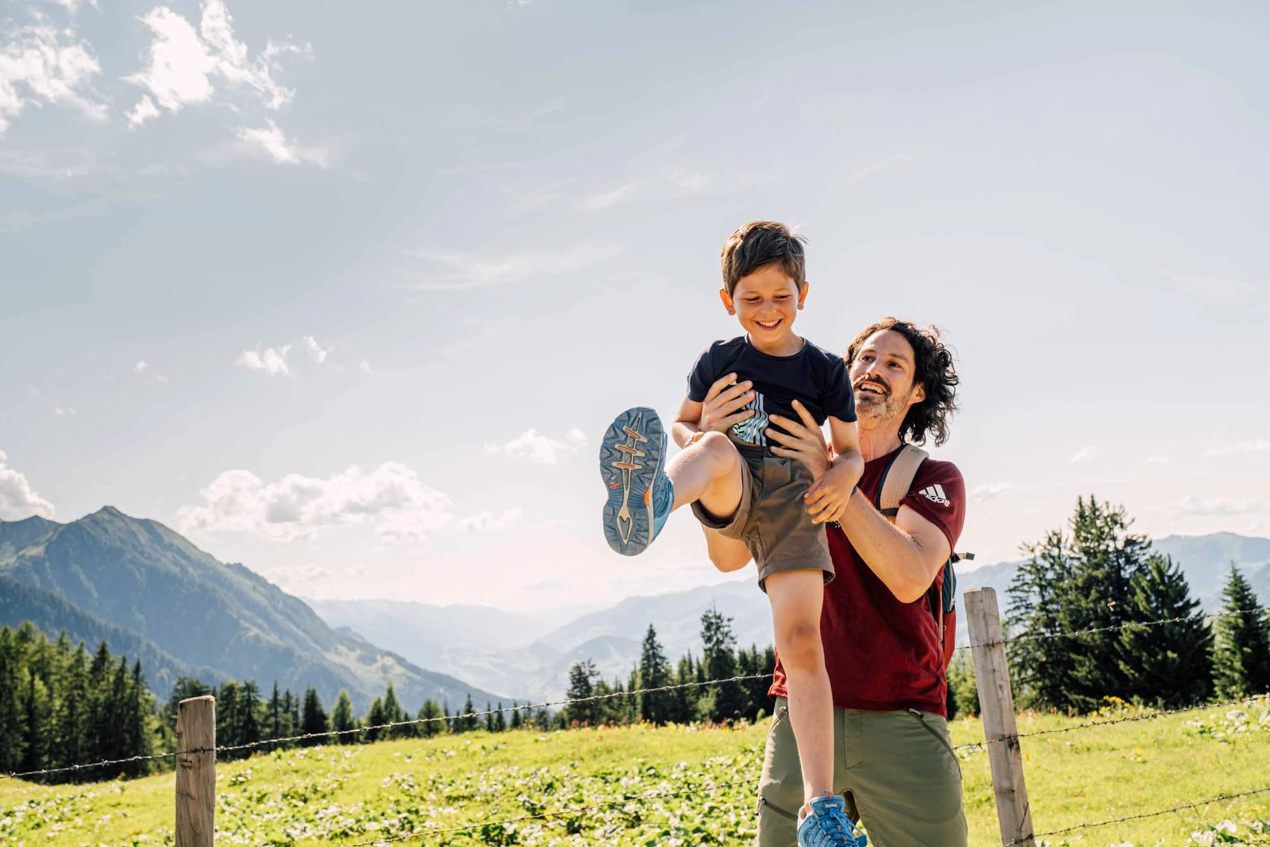 JO - Sankt Johann Tourismus Familienshooting gallery image 5