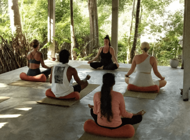 Lunar Yin Flow - Event in Hiriketiya