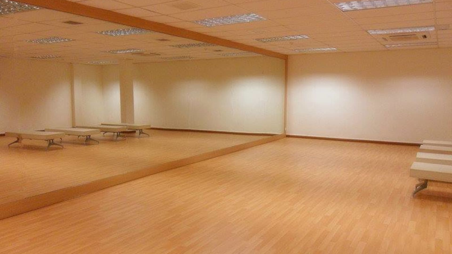 Master & Glass Design Sdn Bhd