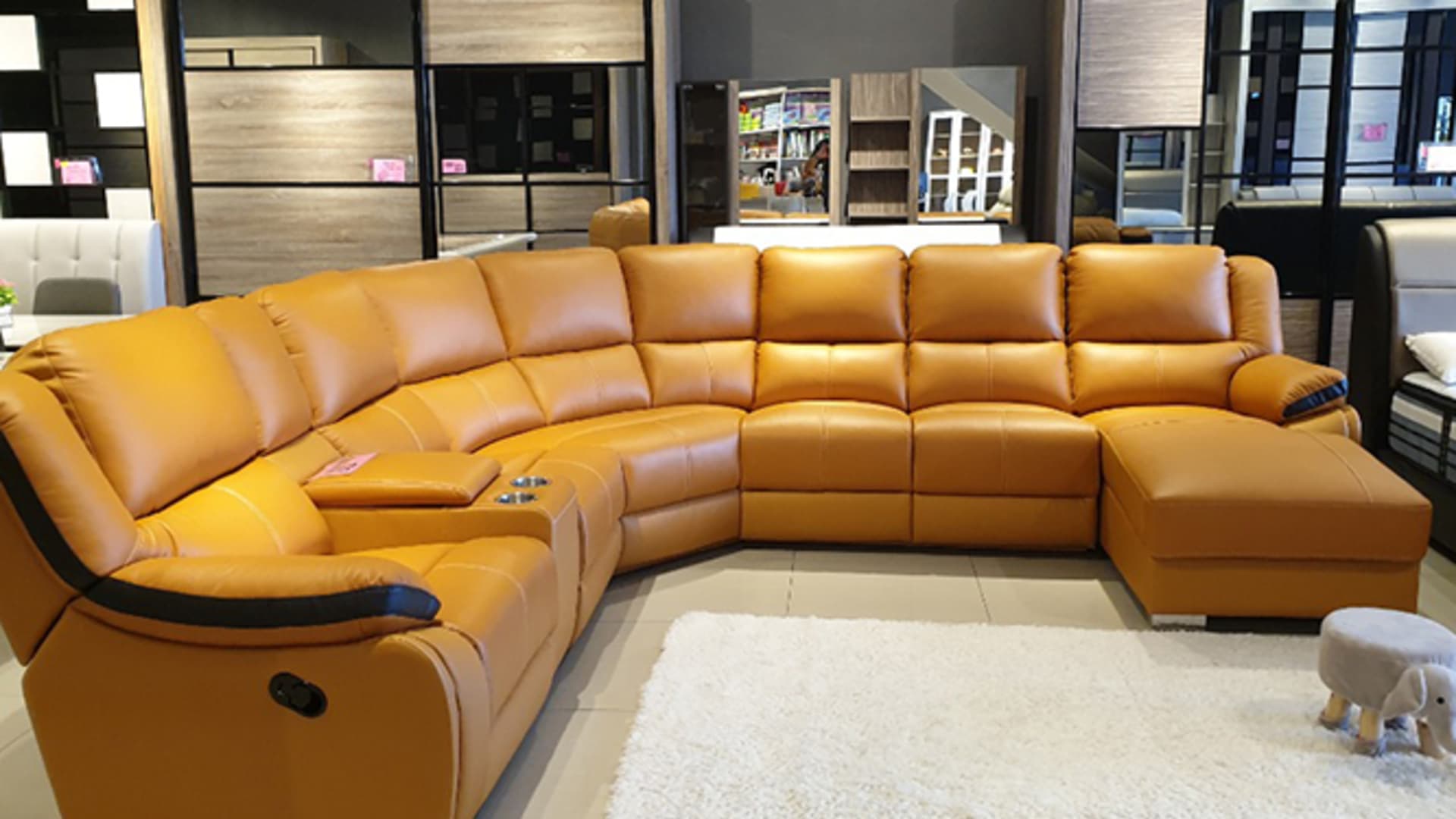 Fu Watt Furniture Trading SDN BHD