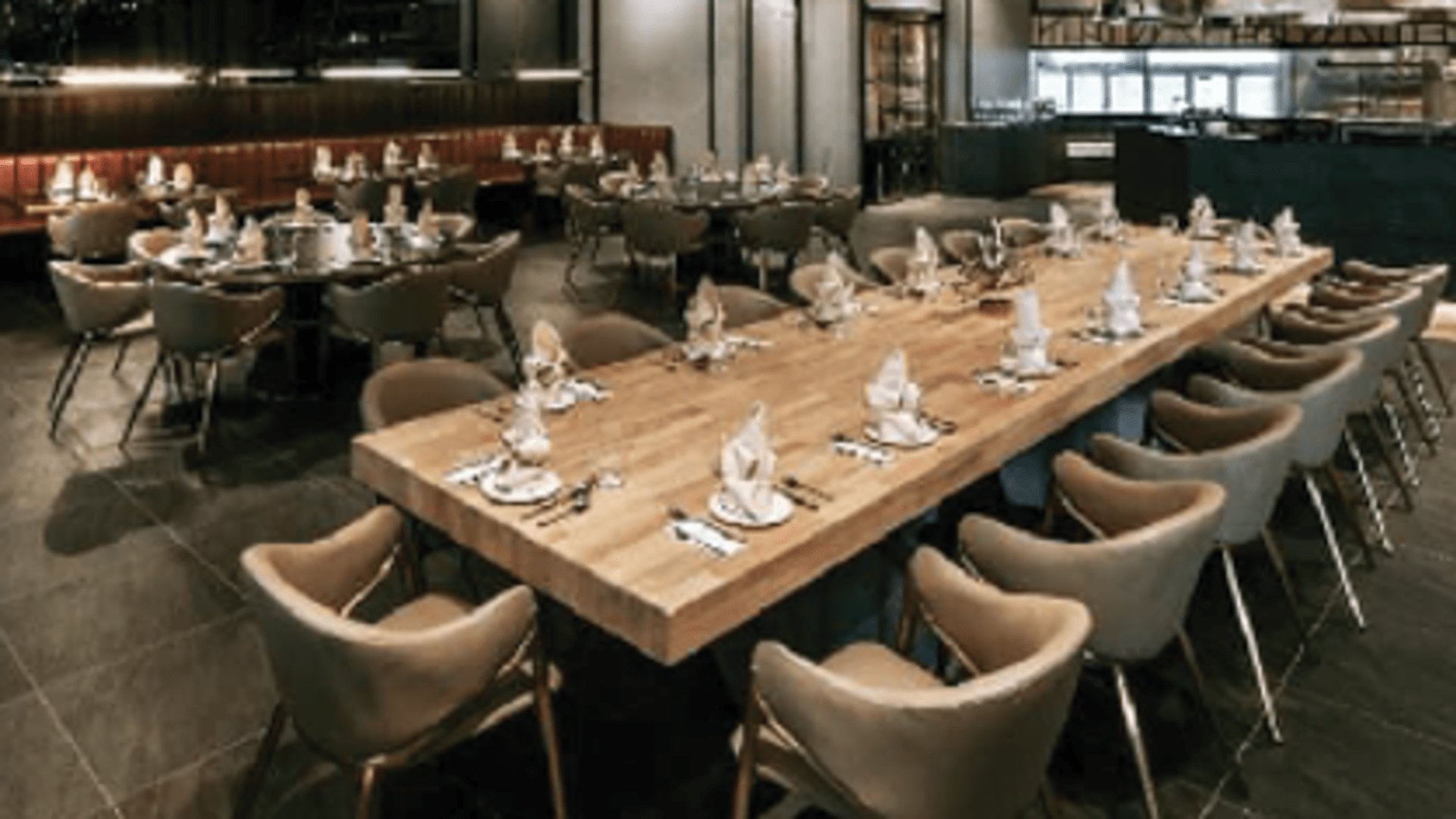 KUROMA Buffet & Dining