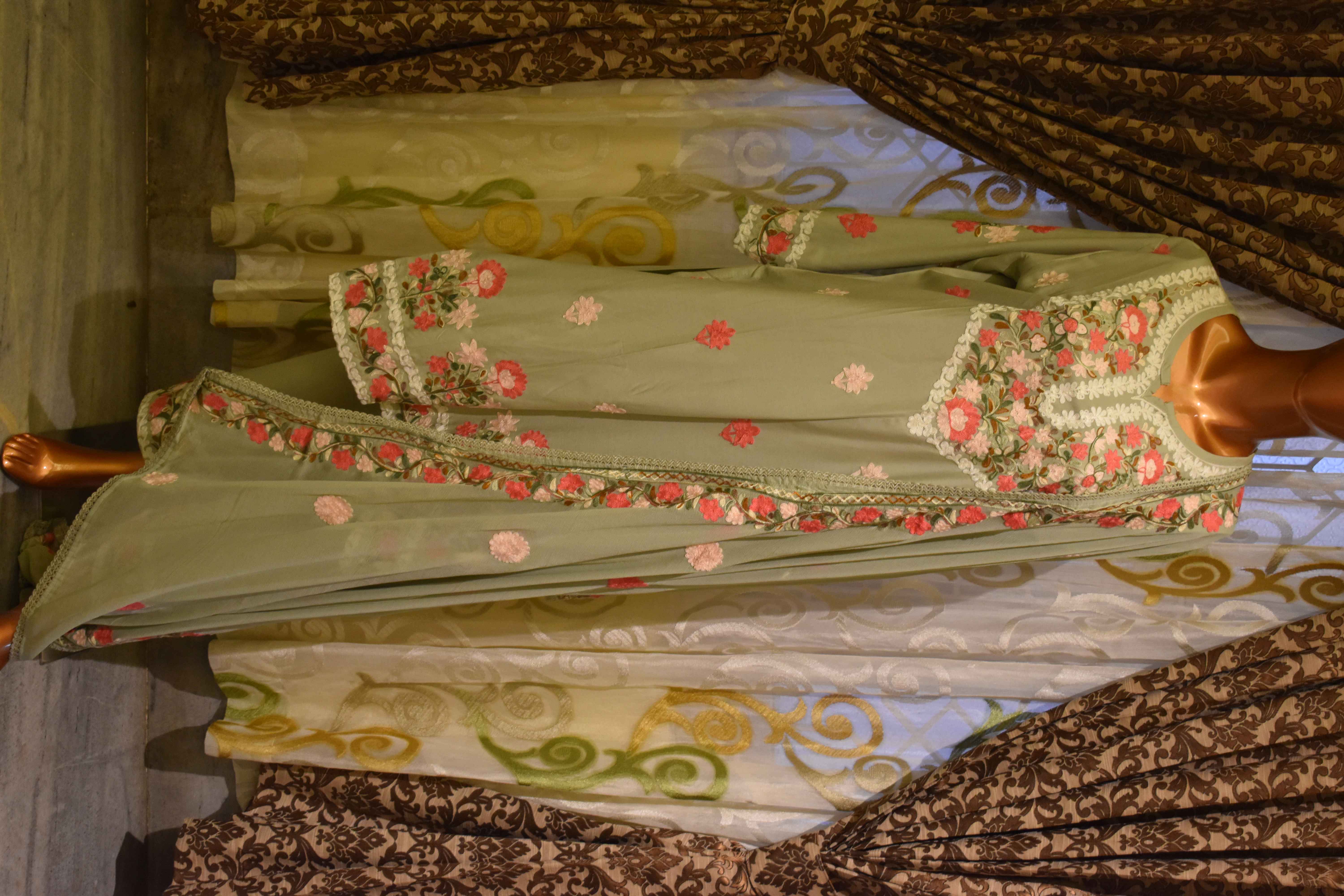 Chikankari Salwar Kameez K019