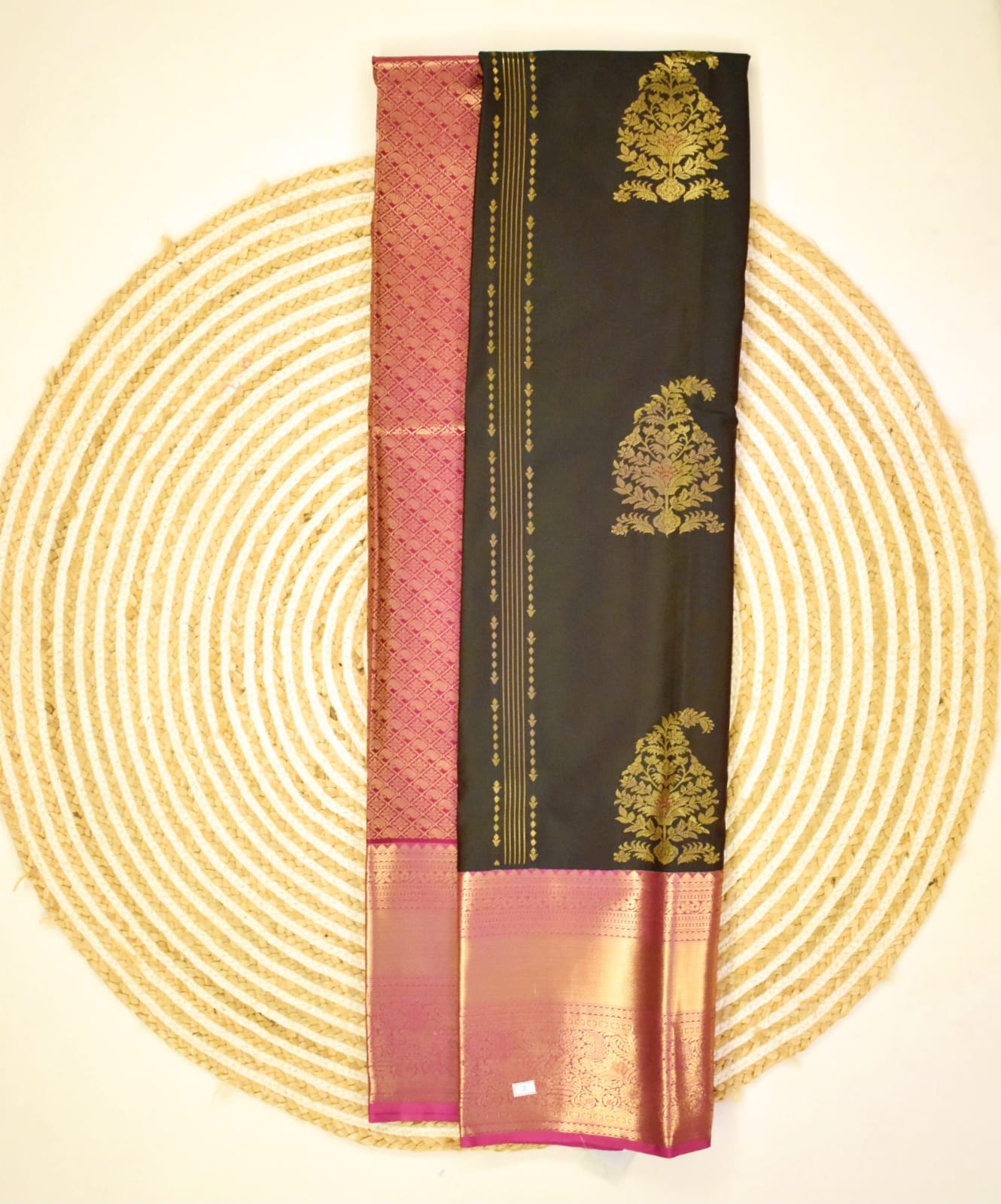 Vaira Oosi Silk Saree S-04