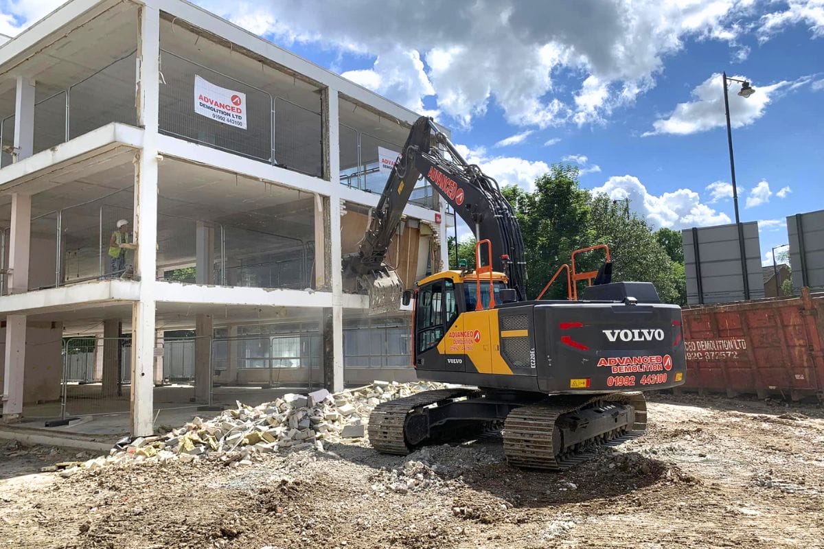 Demolition waste: Breaking down the walls of unsustainability