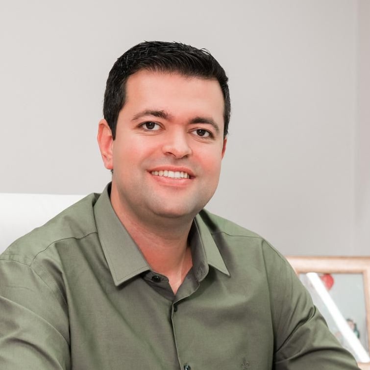 Dr. Thalles Valente Lisboa (SMCP)