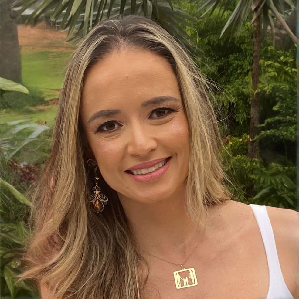 Dra. Caroline P. Coutinho (SMCP)