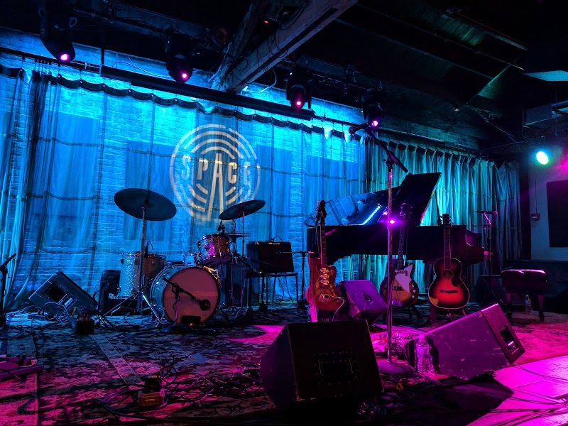 Evanston SPACE photo 3
