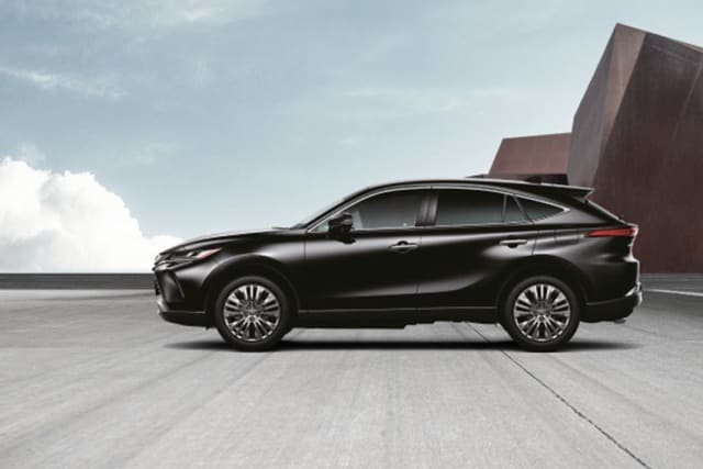 Toyota Harrier For Hire