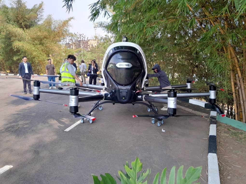 Africa’s First Self-Flying Air Car Takes Off In Rwanda