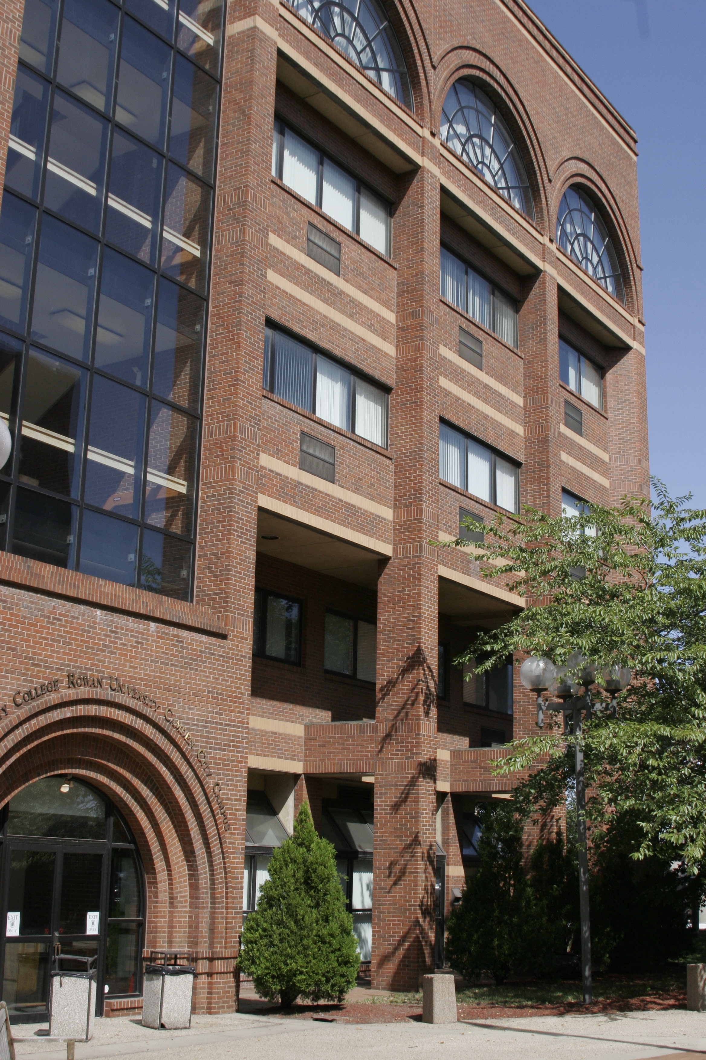 Urban Extension Campus Building - Image 1