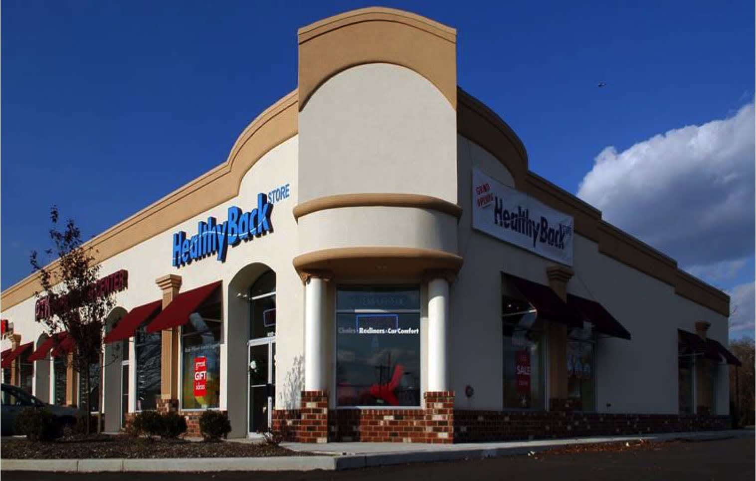 Cherry Hill Pointe Shopping Center - Image 2