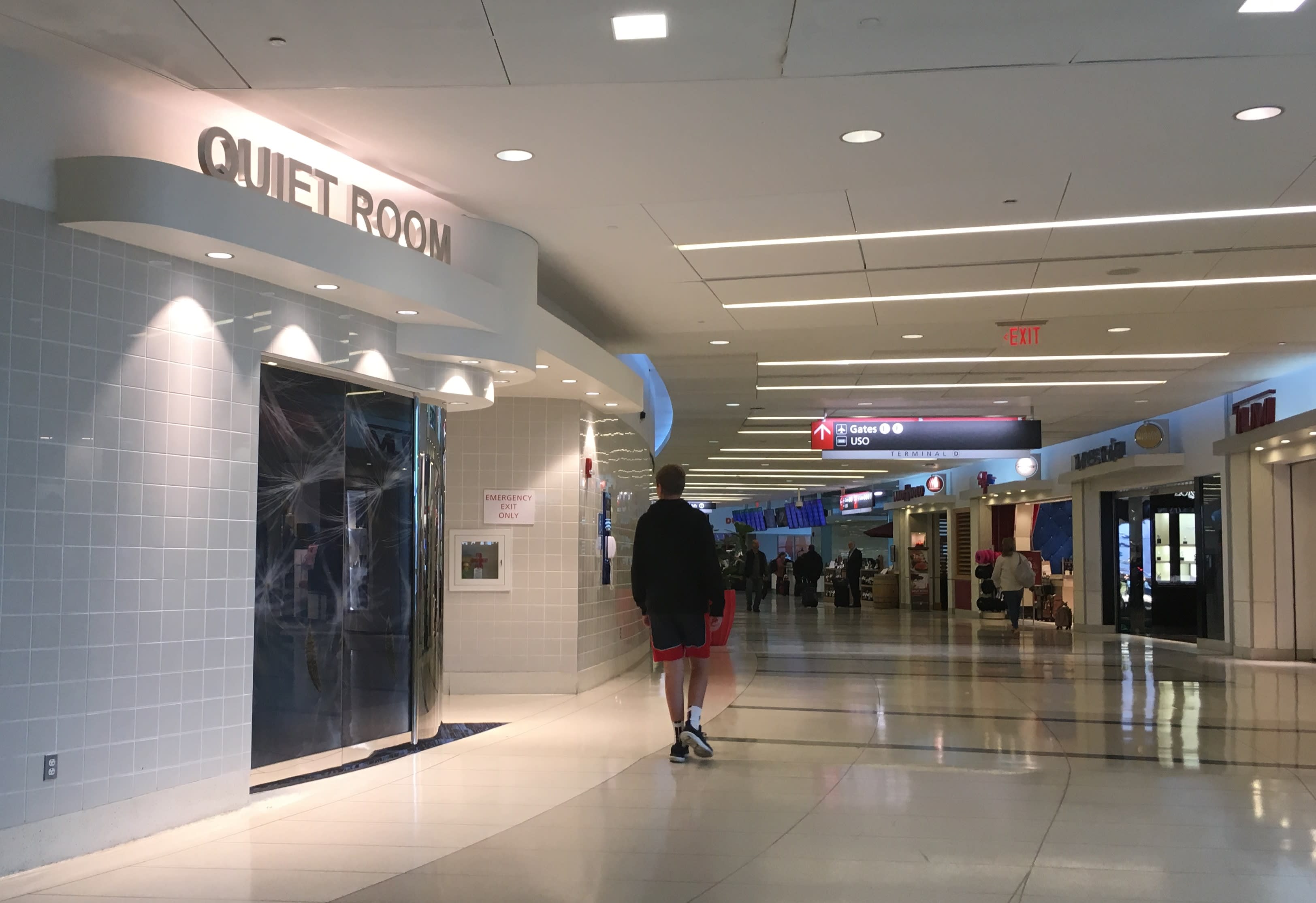 Philadelphia International Airport Quiet Room