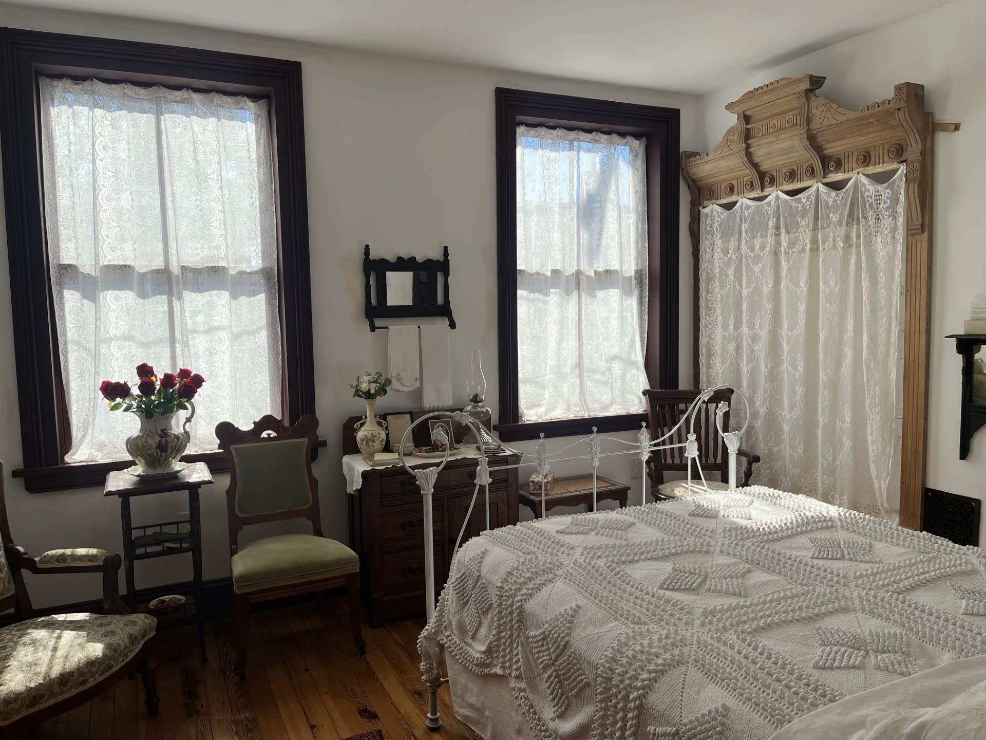 Revell House - Image 4