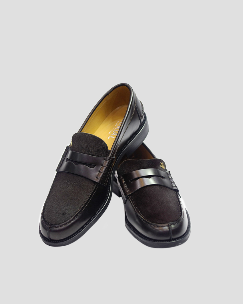Moccasins in Ponytail & Plain Leather