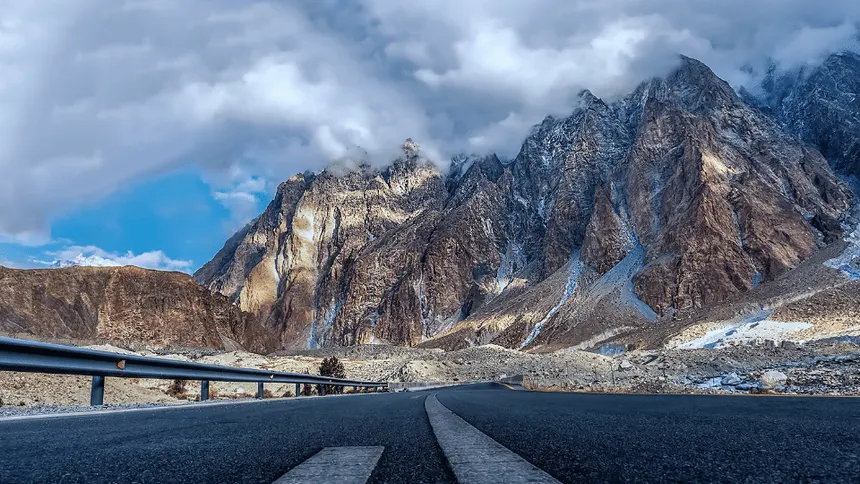 Hunza Valley - Passu Cones