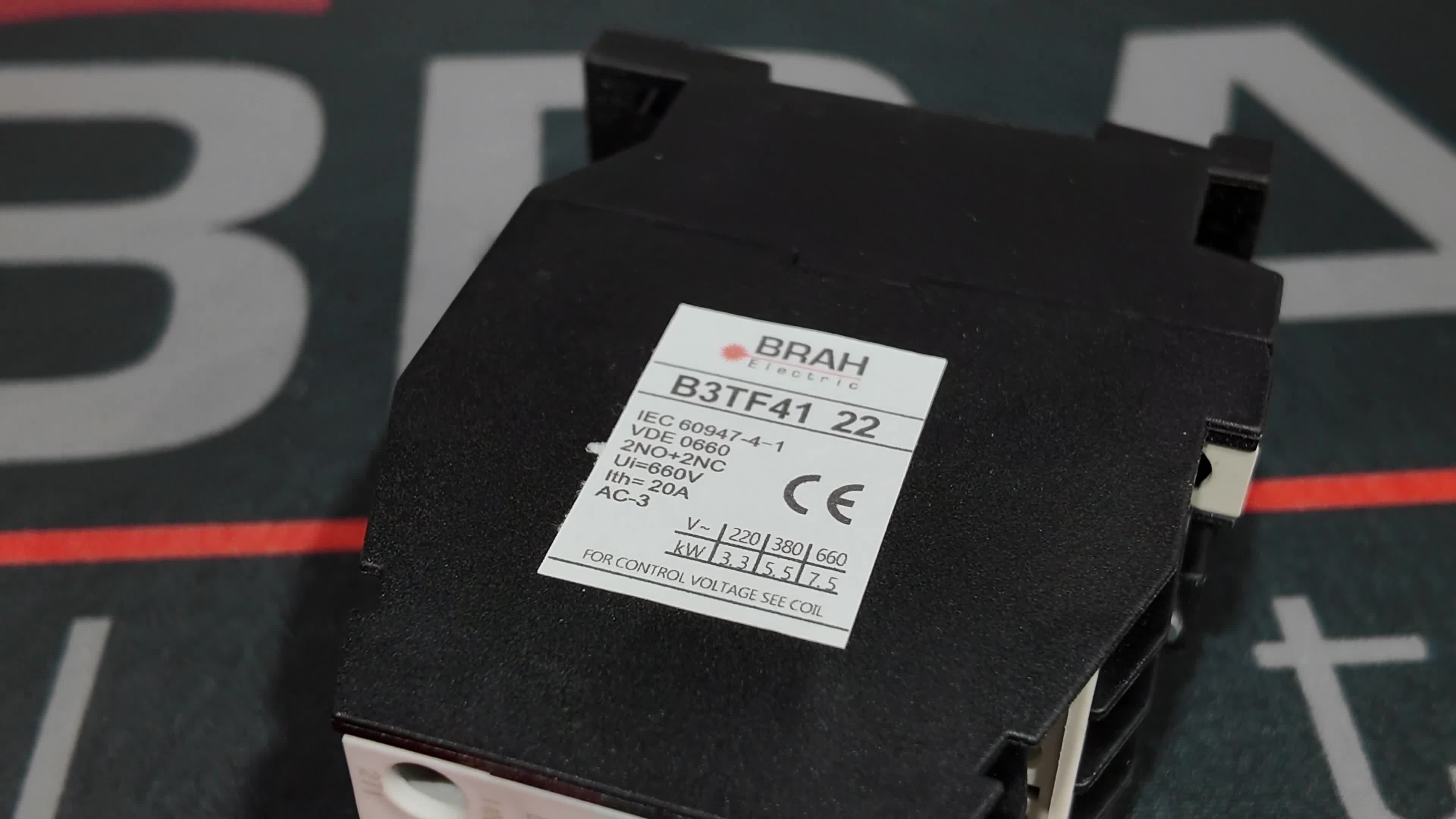 Siemens Schütz 3TF41 22-0AF0 (3TF4122-0AF0) – NEU, Für Industriesteuerungen