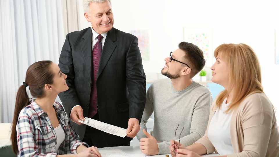 ¿Cómo incluir legalmente a tus hijos en tu herencia? Guía práctica según la ley peruana