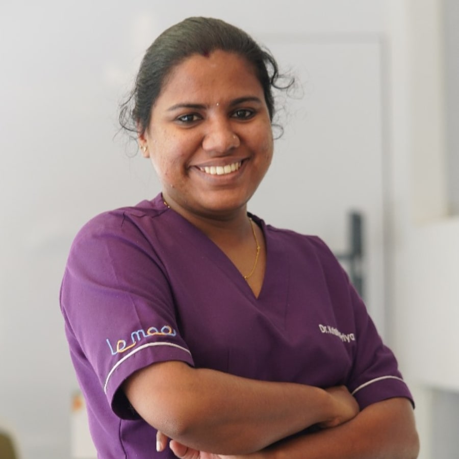 Portrait of Dr. Krishnapriya, dental surgeon at Lemooi