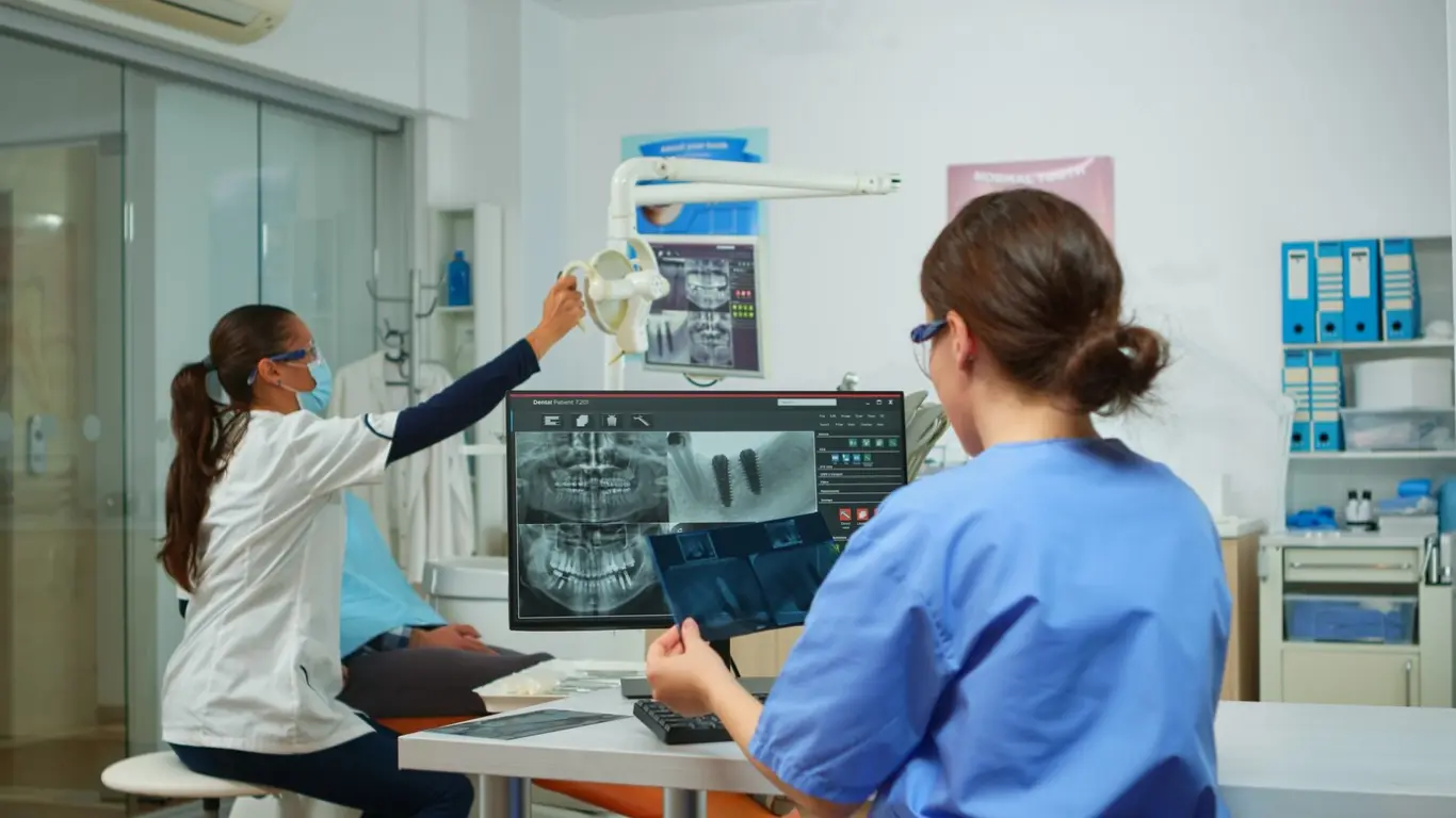 Oral Medicine and Radiology | Lemooi The Smile Makeovers | Kottarakkara