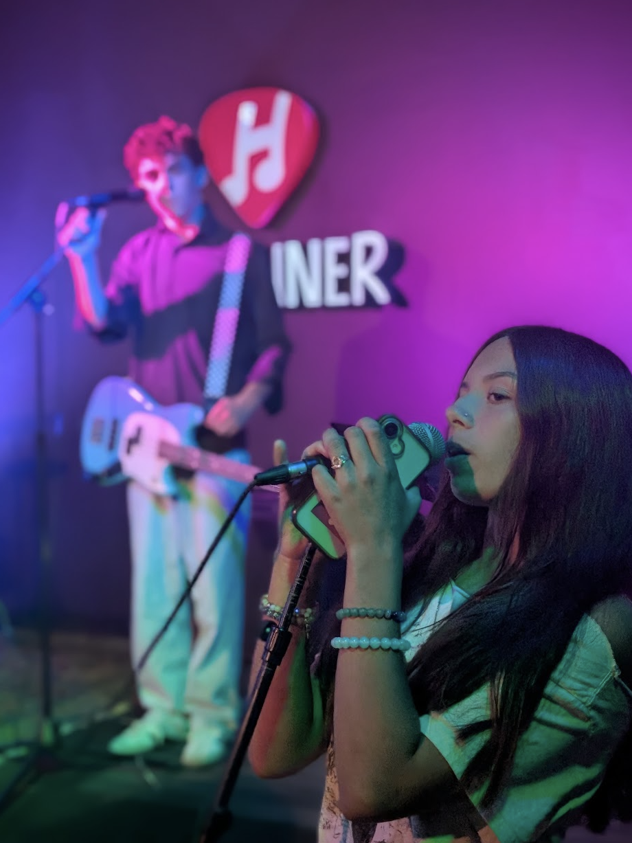 Musicians at Headliner