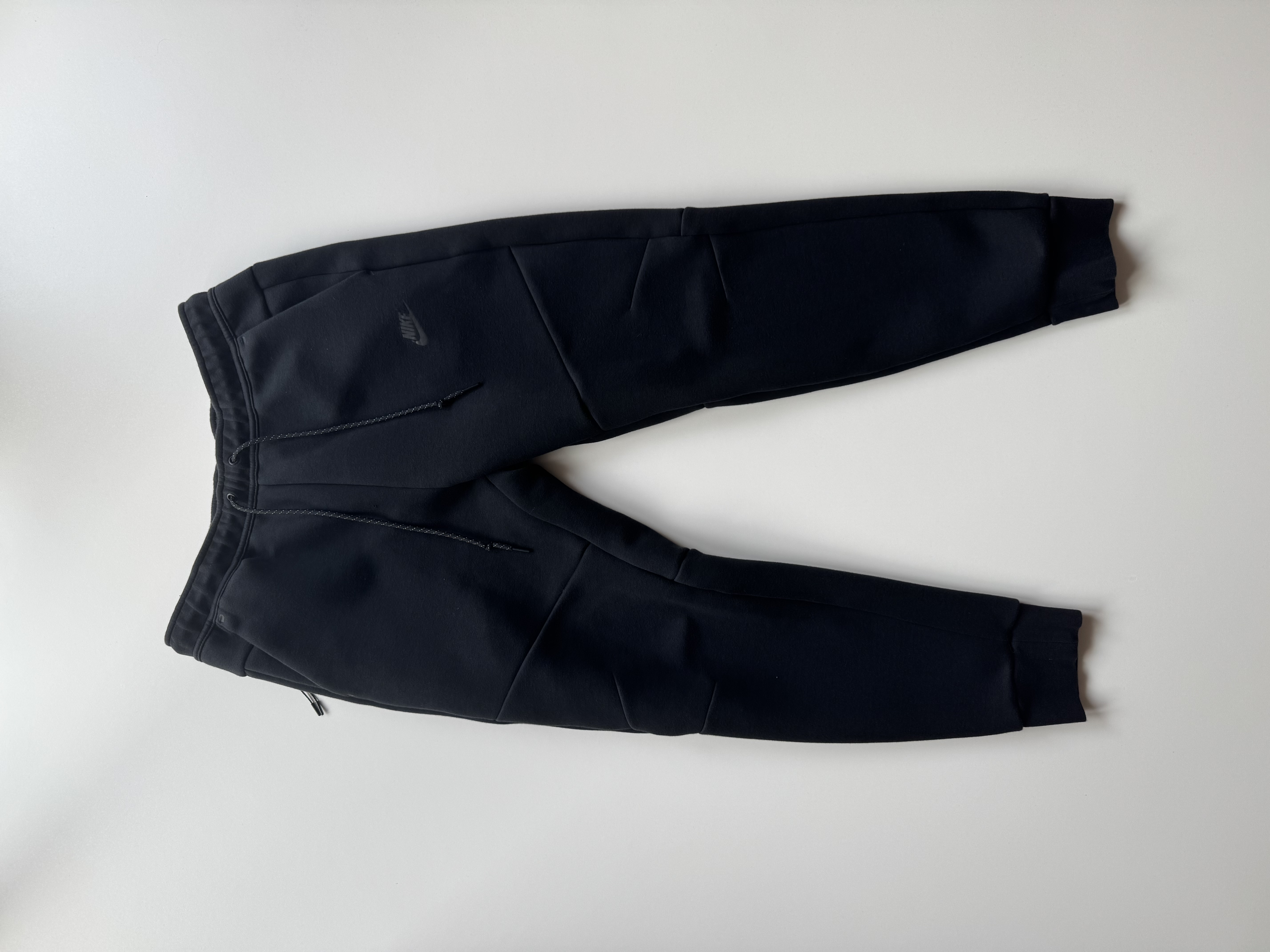 Nike Tech Fleece 2025