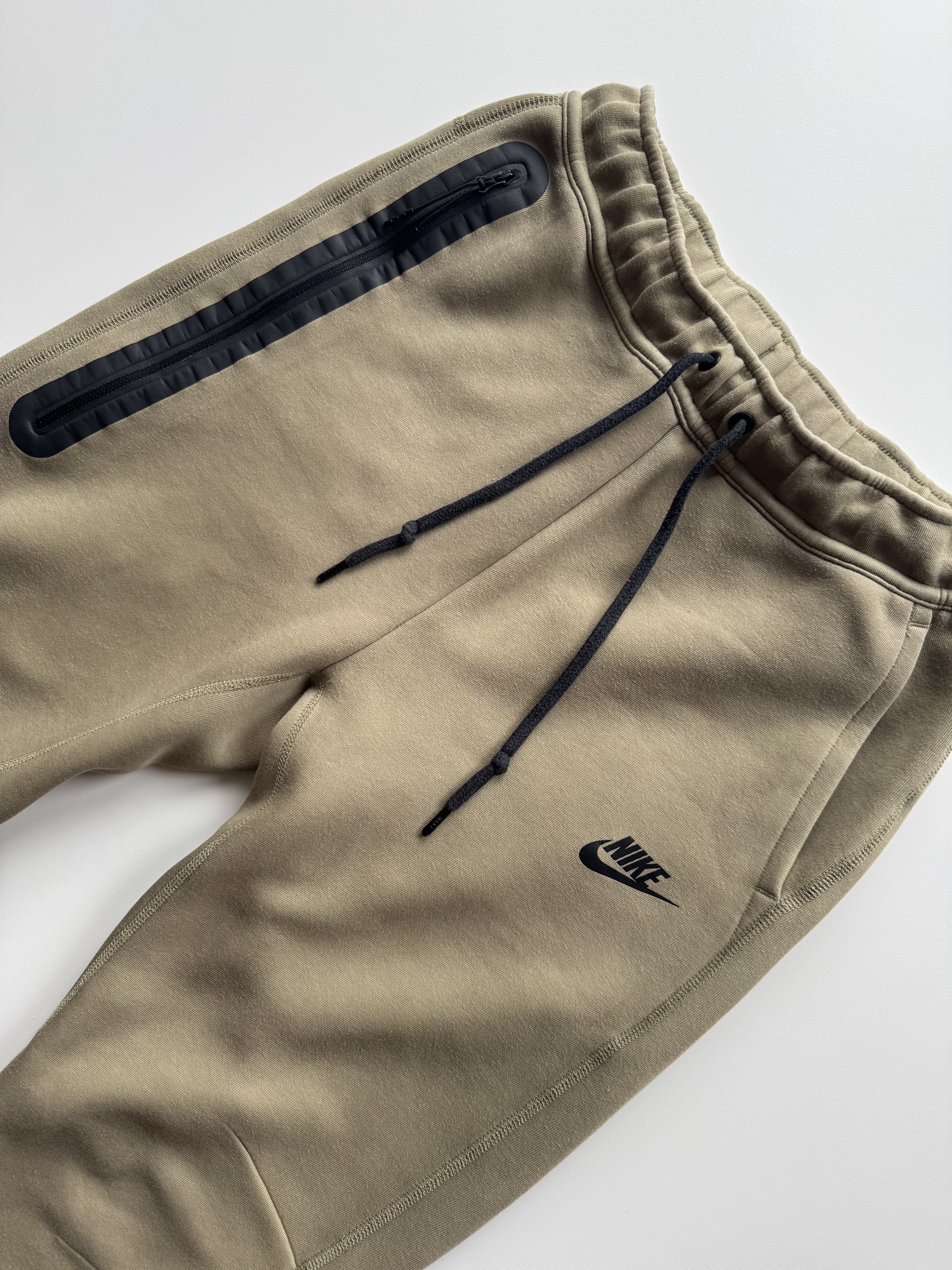 Nike Tech Fleece 2023 Hover