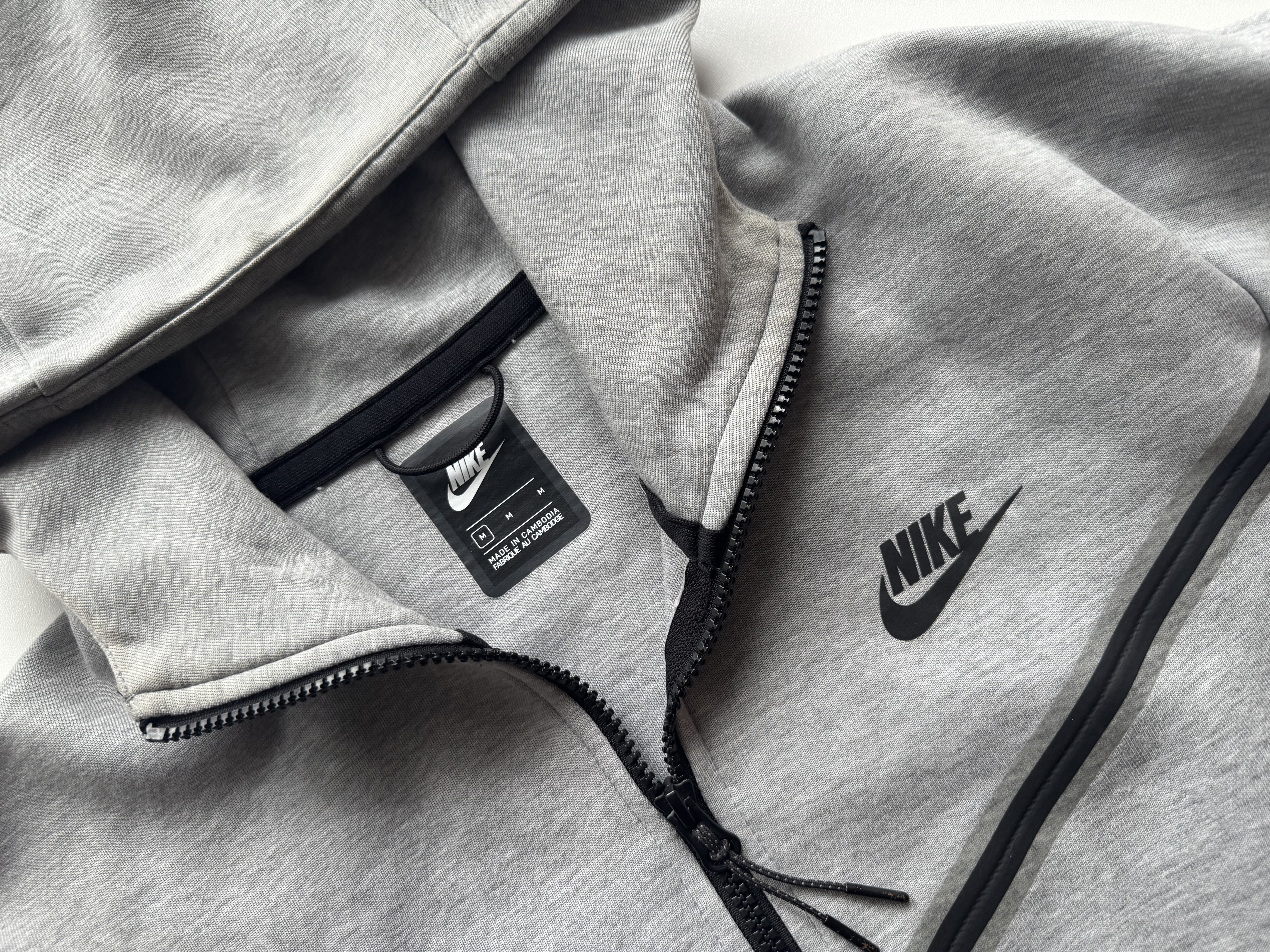 Nike Tech Fleece 2021 Hover
