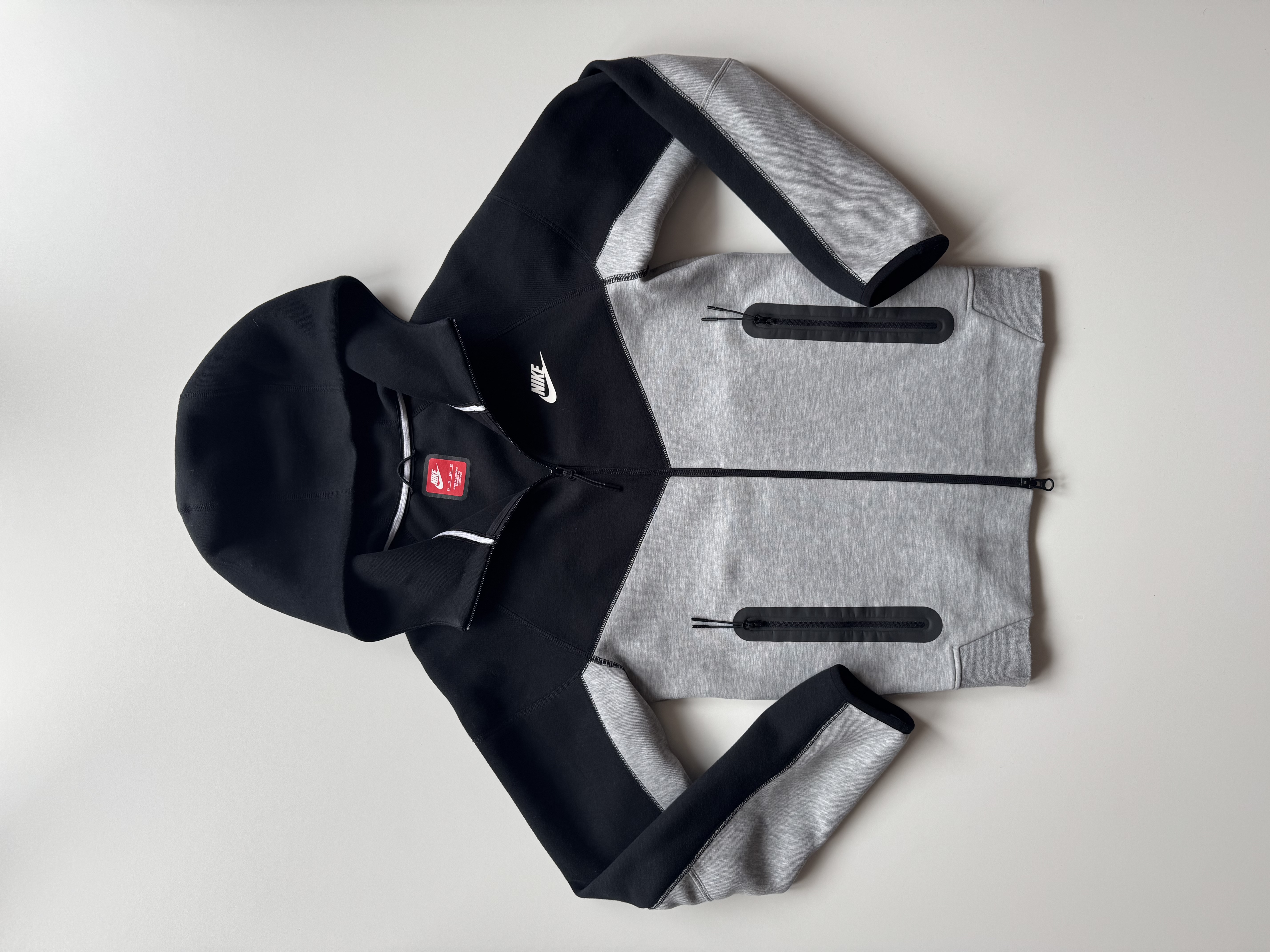 Nike Tech Fleece 2023