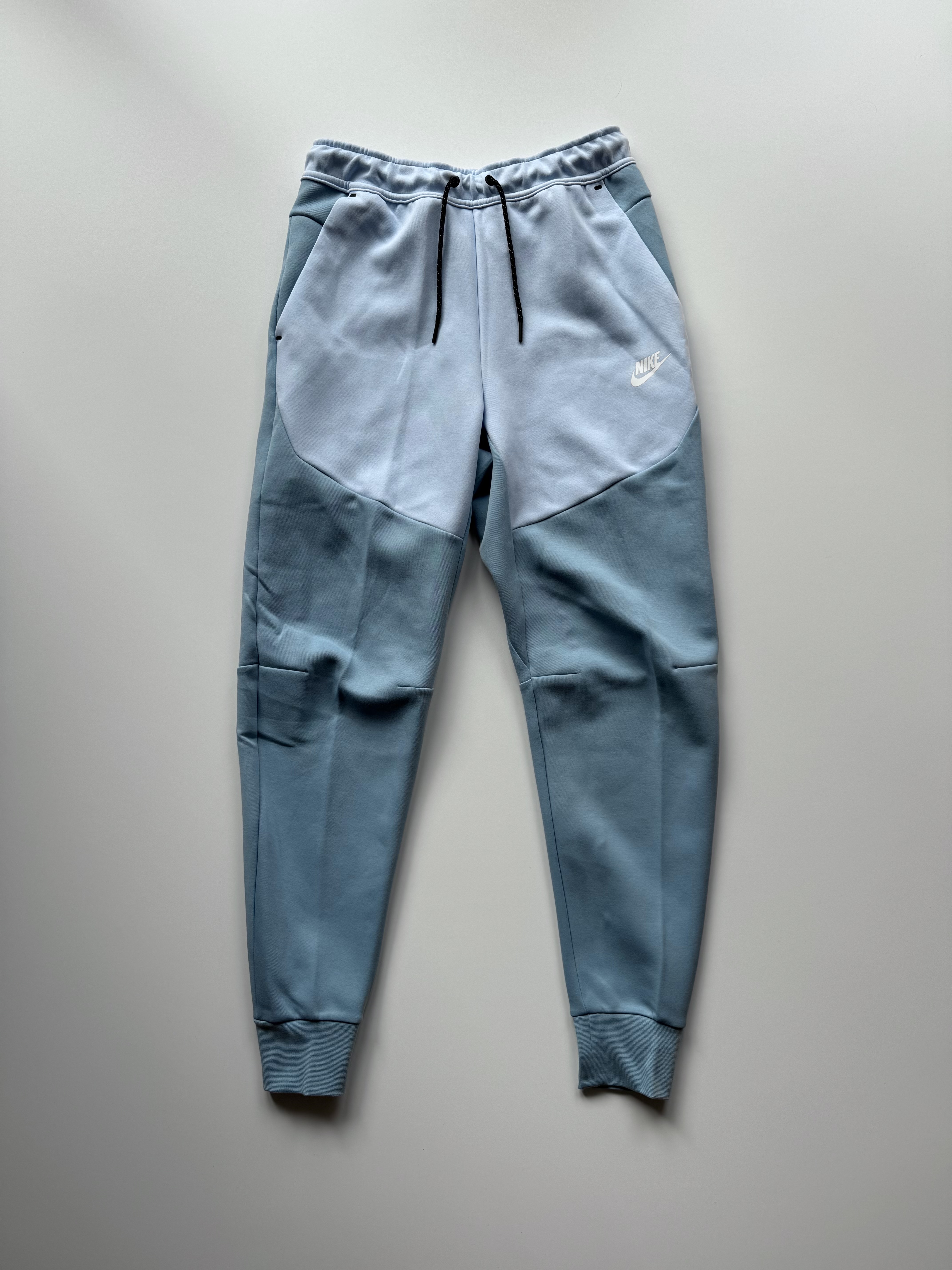 Nike Tech Fleece 2021