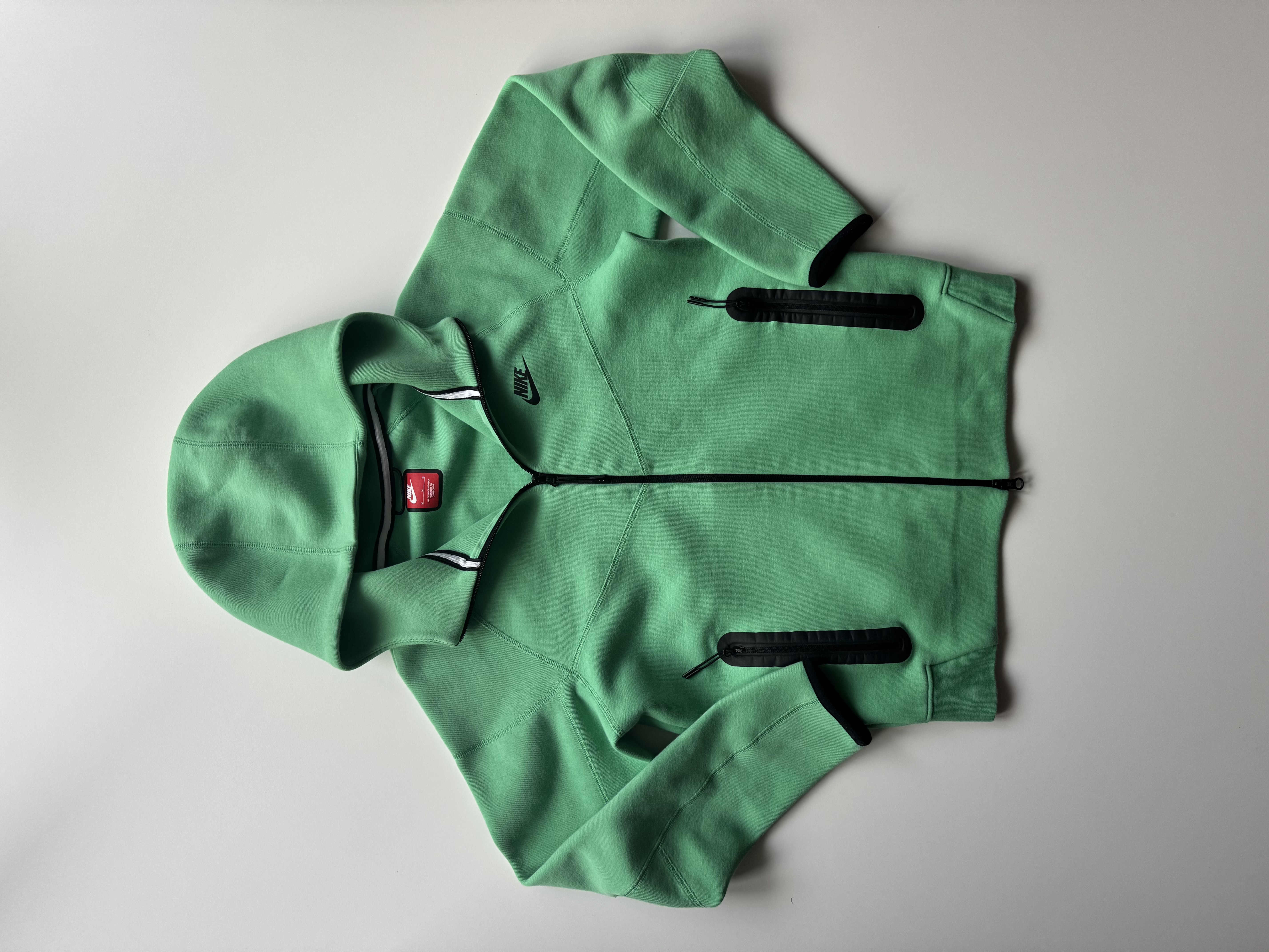 Nike Tech Fleece 2023