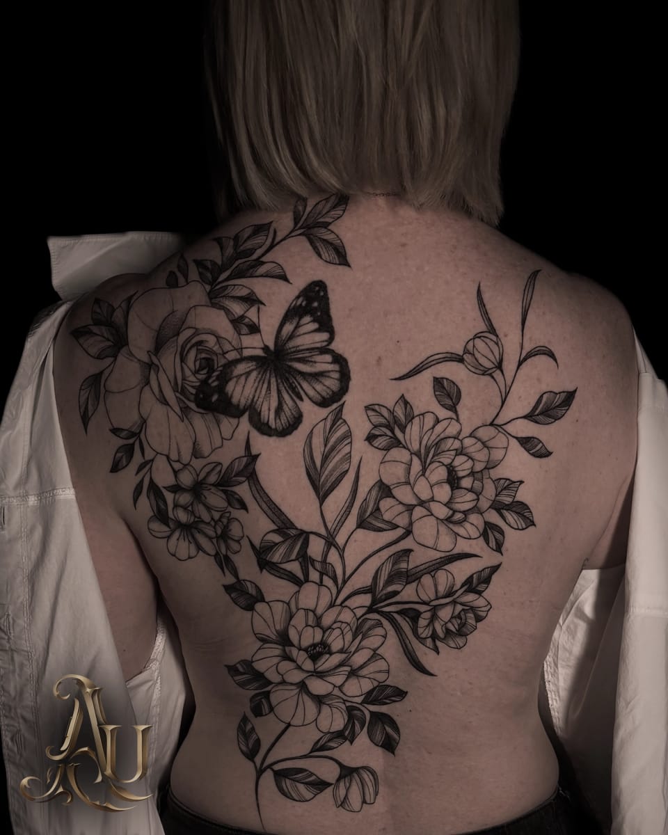 linework tattoo by Adrianna Urban, tattoo artist in York — piece 2