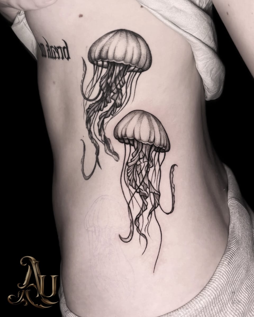 linework tattoo by Adrianna Urban, tattoo artist in York — piece 12