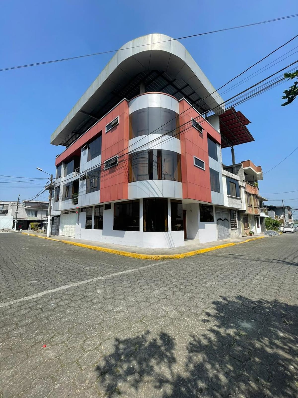 Edificio Rentero en Conjunto San Ignacio en Santo Domingo