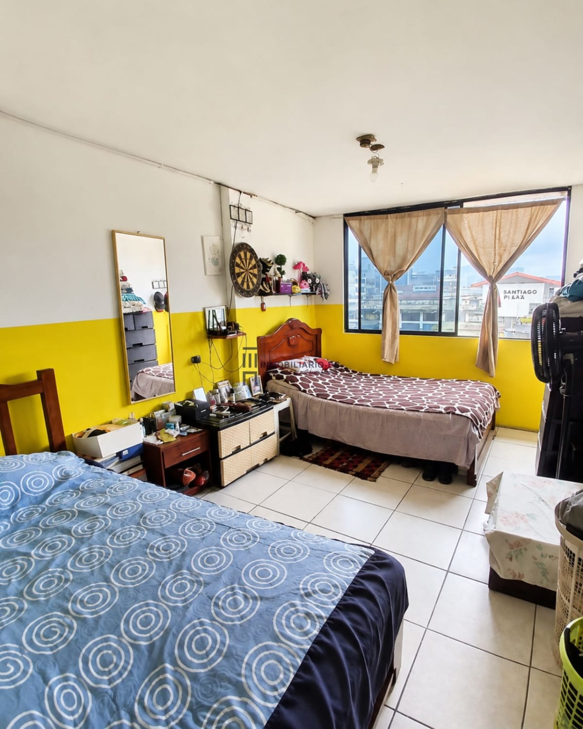 Calle Galápagos y Latacunga — foto 4