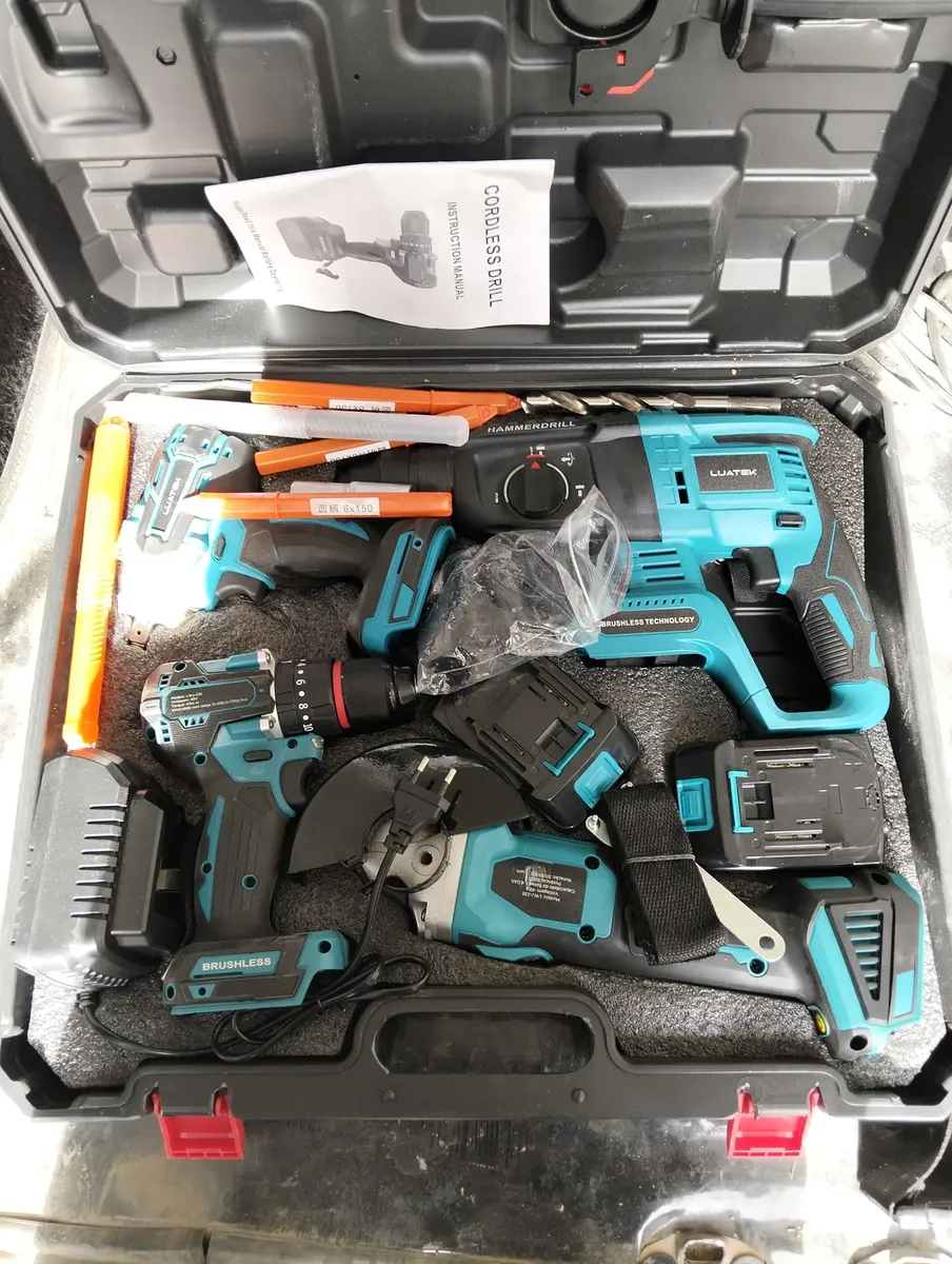 Foto do kit 4 em 1 enviada em review de cliente