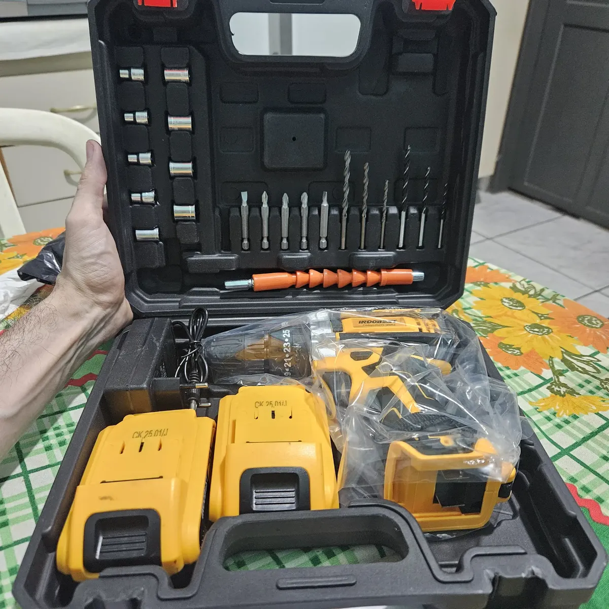 Review com imagem destacando o visual do kit 48V