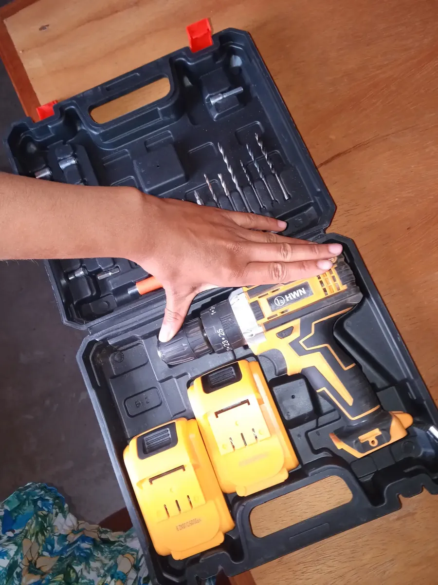 Avaliação com imagem do kit completo da parafusadeira