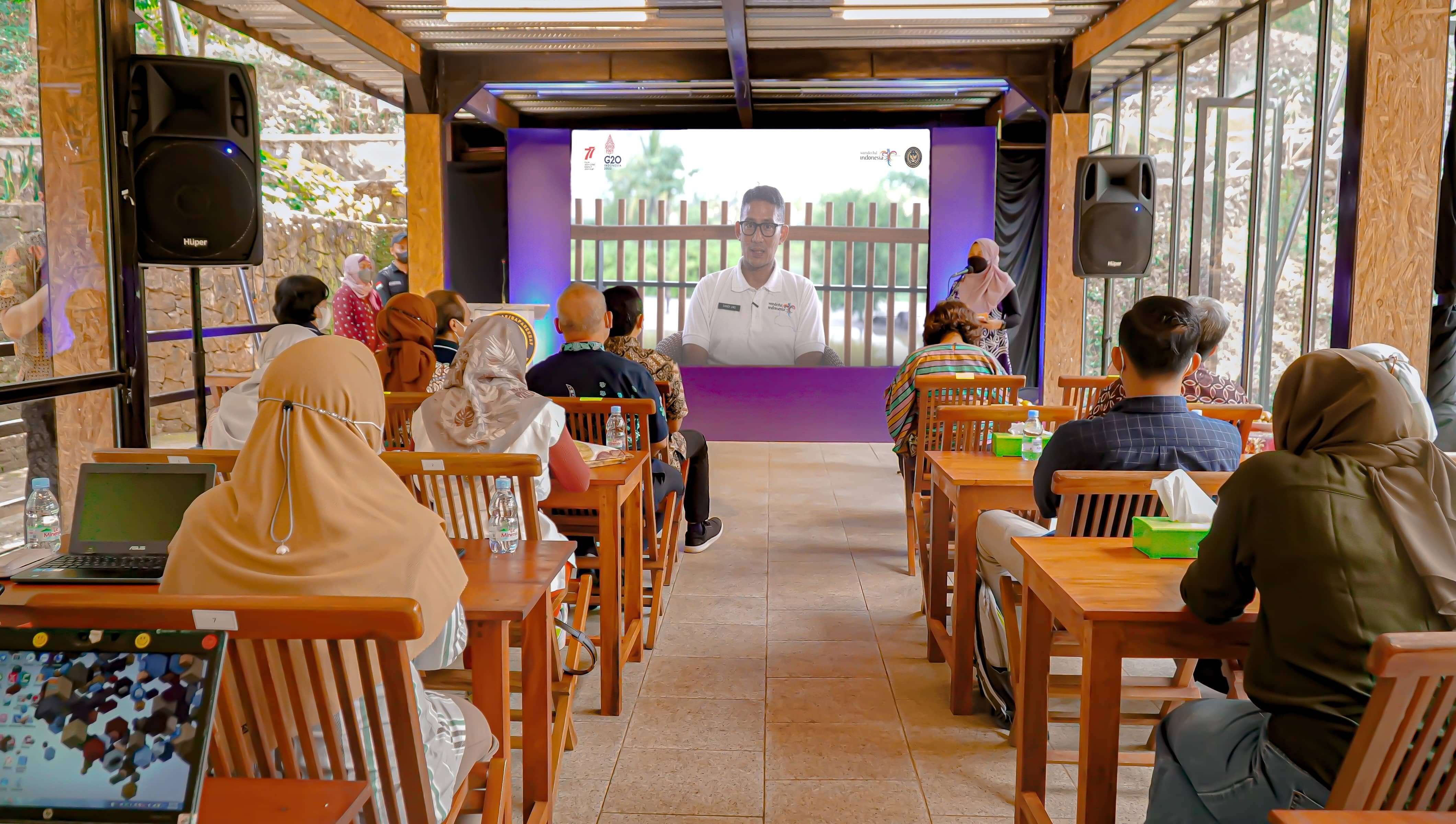 Kelas Keuangan Syariah Bersama Kemenparekraf