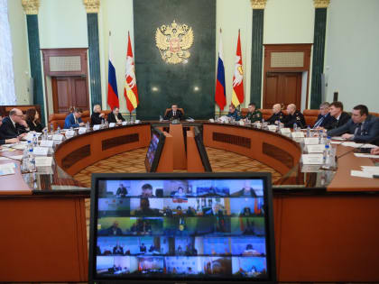 Губернатор Челябинской области Алексей Текслер провел итоговое заседание региональной комиссии по чрезвычайным ситуациям