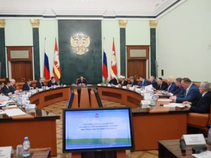Южноуральцы изучают Универсальную этноэнциклопедию региона